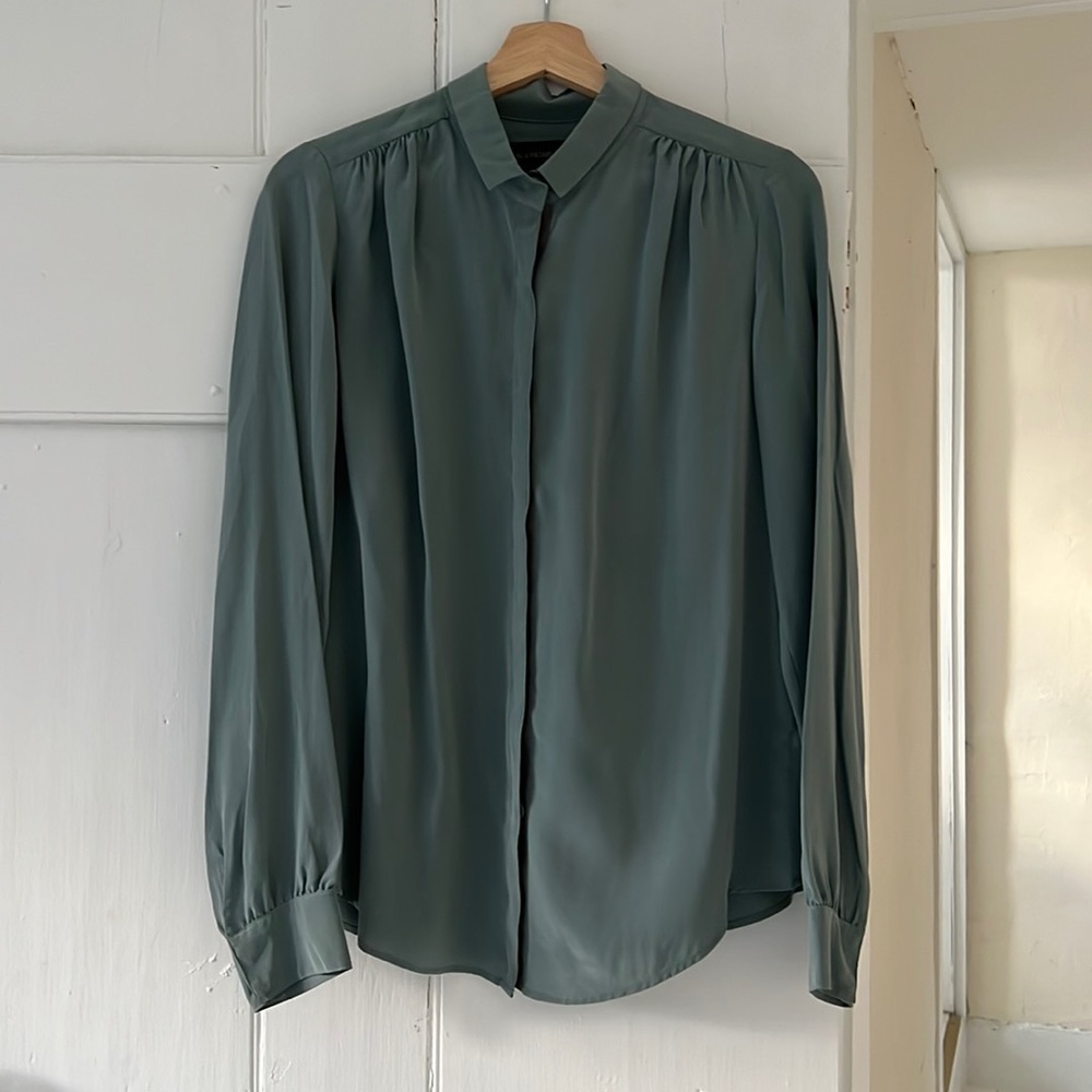 Zadig & Voltaire Deluxe 100% silk blouse in a teal green, never worn, beautiful